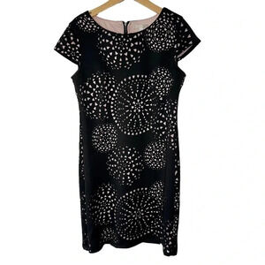 dress barn Camryn 12 black laser cut short sleeve dress‎